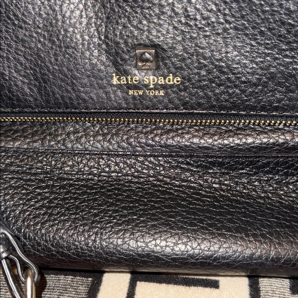 Kate Spade New York Carmen Southport Ave Pebbled Leather Bag - Picture 2 of 11